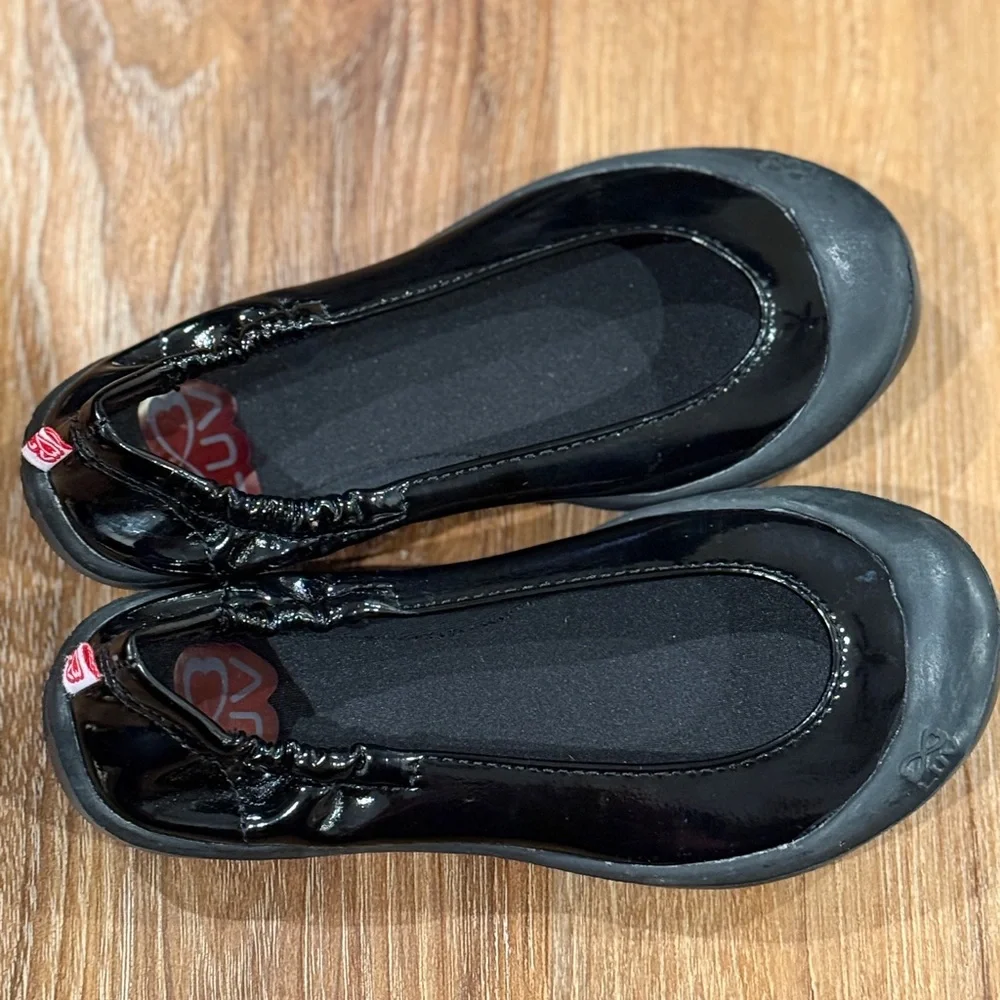 Luv Dream Toddler Girls Slip-On Flats (Size: 11.5)(Black Patent) NWT